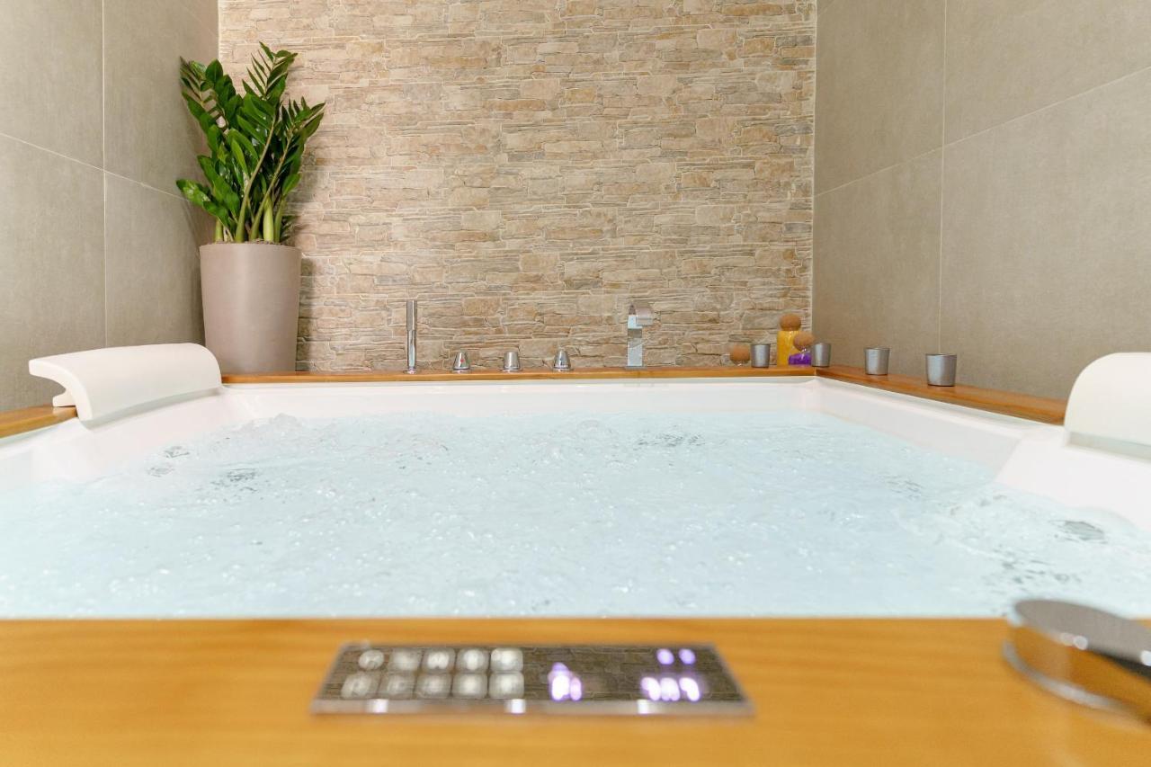 カターニア Sisto18 Bed & Breakfast エクステリア 写真