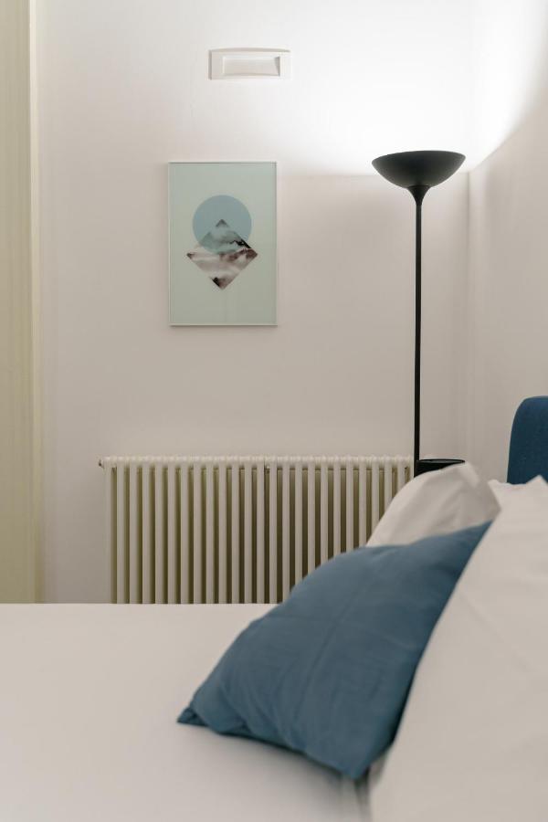 カターニア Sisto18 Bed & Breakfast エクステリア 写真